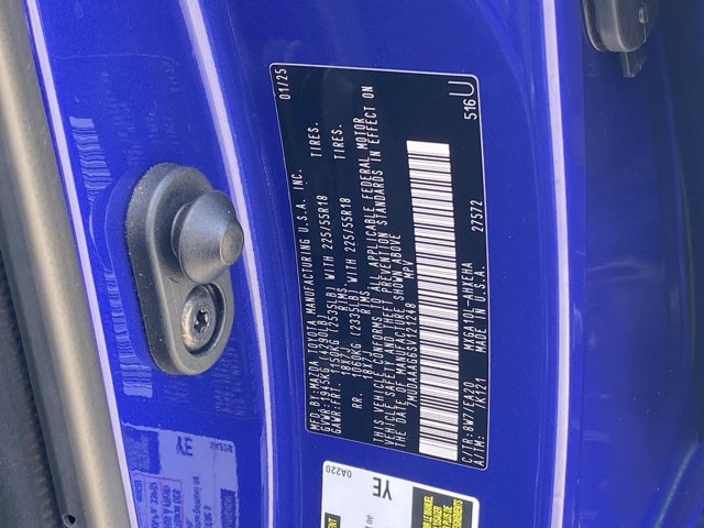 2025 Toyota Corolla Cross XLE