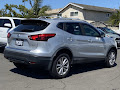 2017 Nissan Rogue Sport SV