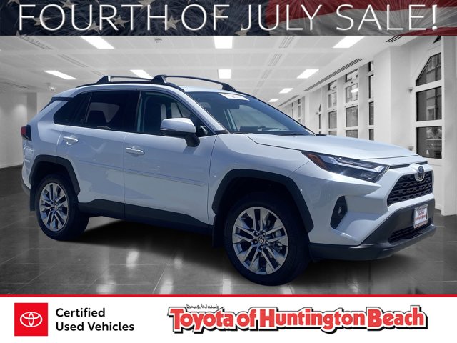 2025 Toyota RAV4 XLE Premium