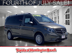 2017 Mercedes-Benz Metris Passenger Van Passenger