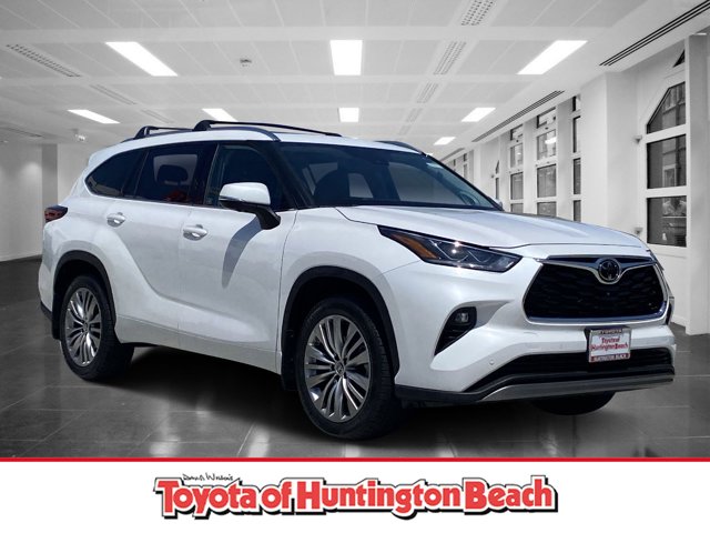 2023 Toyota Highlander Platinum