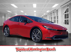 2025 Toyota Prius XLE