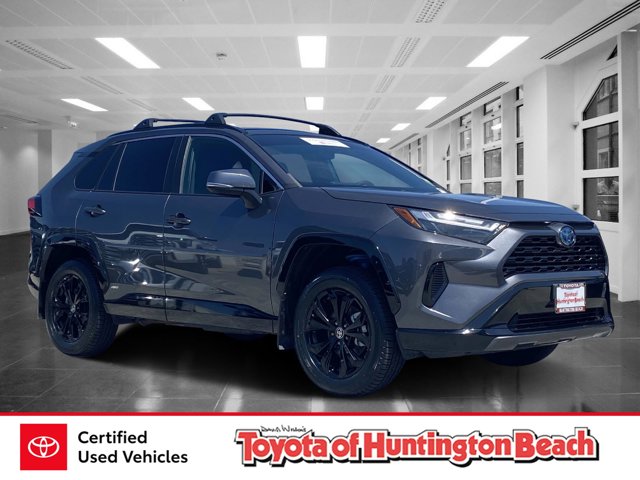 2023 Toyota RAV4 SE