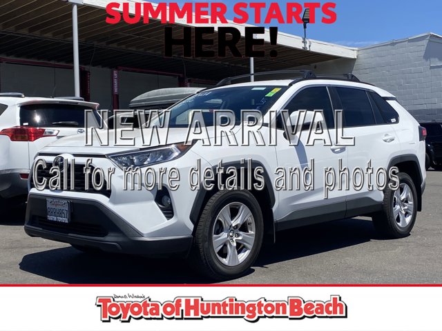 2020 Toyota RAV4 XLE