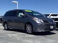 2020 Toyota Sienna XLE