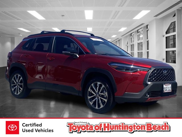 2025 Toyota Corolla Cross XLE