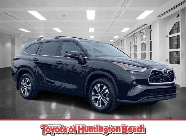 2025 Toyota Highlander XLE