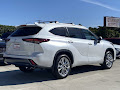 2025 Toyota Highlander Hybrid Limited
