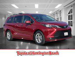 2025 Toyota Sienna XLE