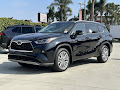 2025 Toyota Highlander Platinum
