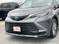 2022 Toyota Sienna LE