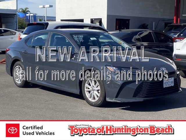 2025 Toyota Camry LE
