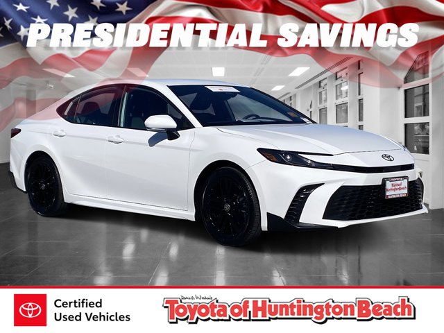 2025 Toyota Camry SE