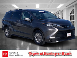 2024 Toyota Sienna LE