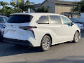 2025 Toyota Sienna LE