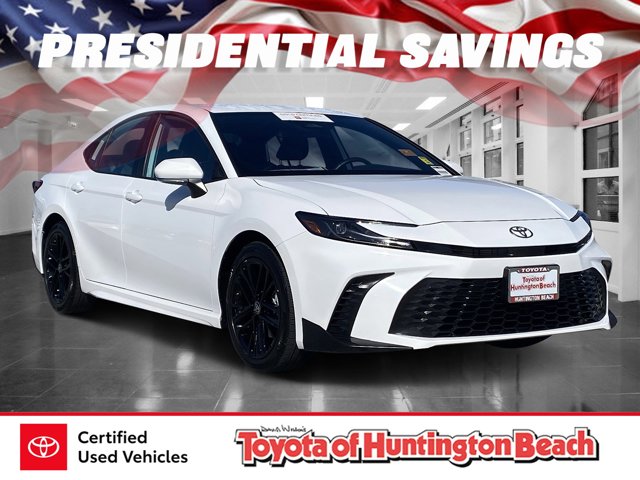 2025 Toyota Camry SE