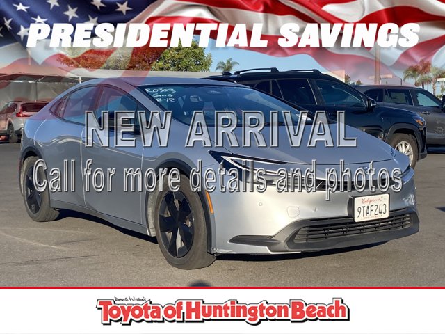 2025 Toyota Prius LE