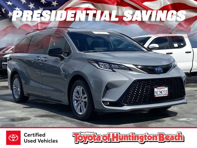 2023 Toyota Sienna XSE