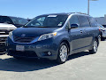 2017 Toyota Sienna XLE Premium