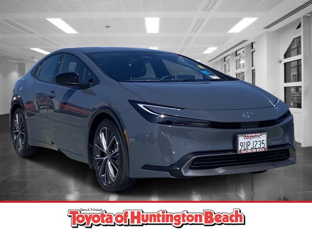 2025 Toyota Prius XLE