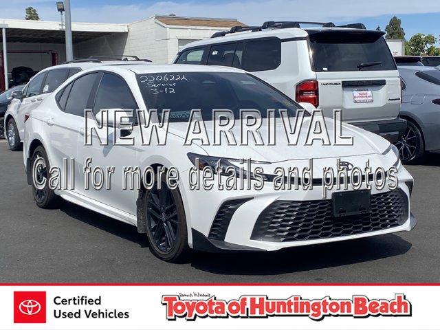 2025 Toyota Camry SE