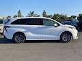 2025 Toyota Sienna LE