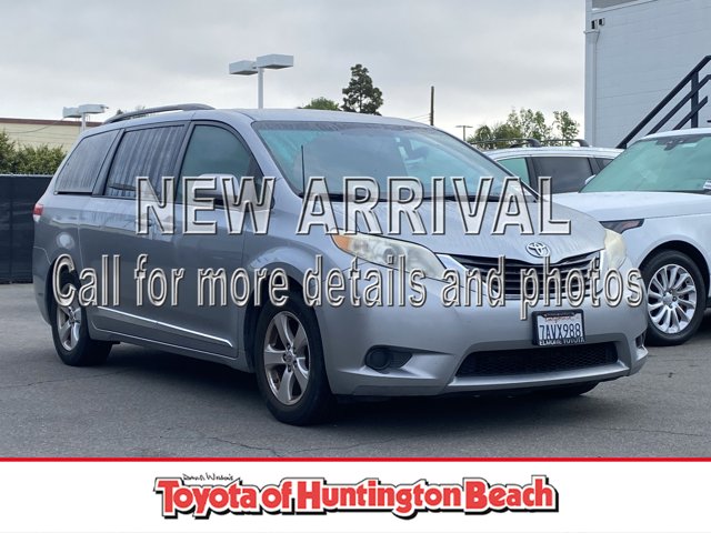2013 Toyota Sienna LE