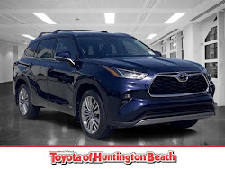 2026 Toyota Highlander Hybrid Platinum