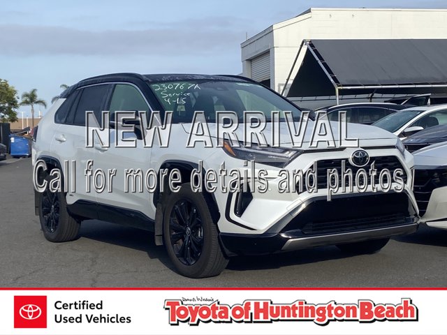 2025 Toyota RAV4 XSE