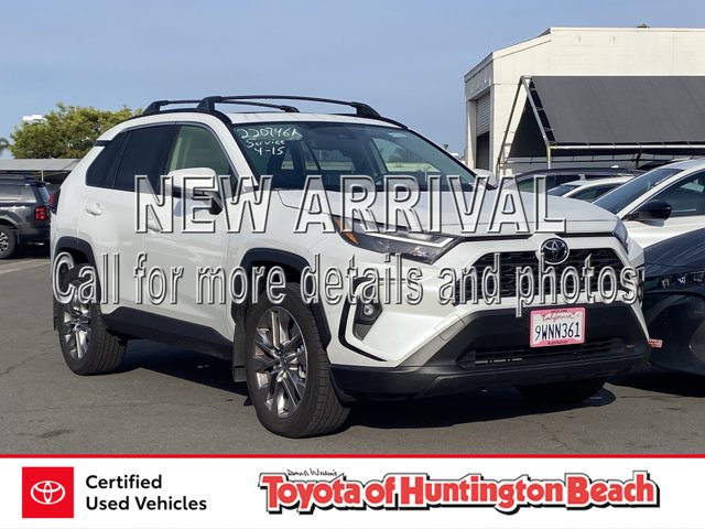 2025 Toyota RAV4 XLE Premium