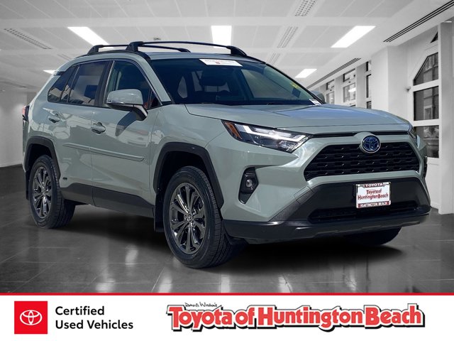 2023 Toyota RAV4 XLE Premium