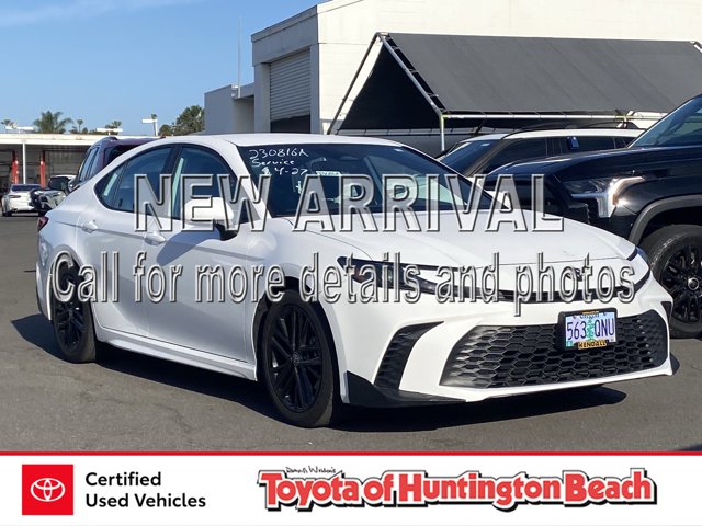 2025 Toyota Camry SE