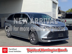 2025 Toyota Sienna LE