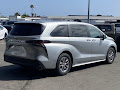 2025 Toyota Sienna LE