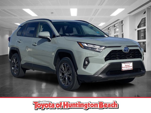 2023 Toyota RAV4 XLE Premium