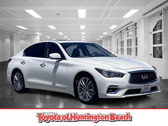 2023 INFINITI Q50 LUXE