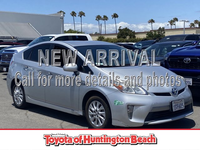 2014 Toyota Prius Plug-In Base