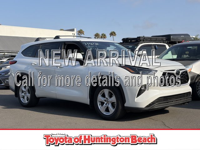 2022 Toyota Highlander LE