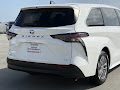 2025 Toyota Sienna LE