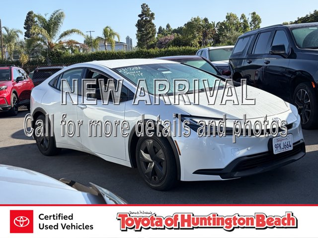2024 Toyota Prius LE
