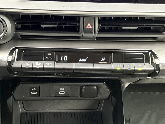 2023 Toyota Prius LE