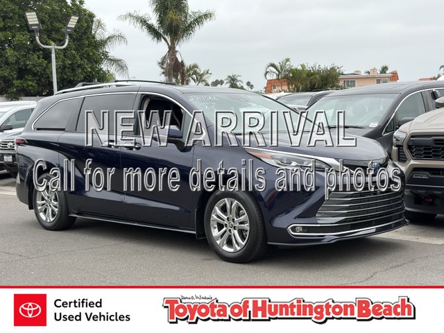2023 Toyota Sienna Platinum