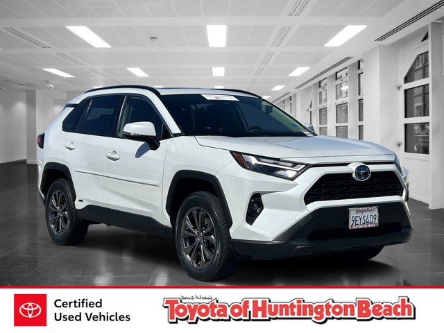 2023 Toyota RAV4 XLE Premium