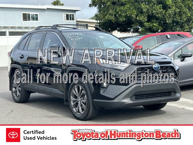 2024 Toyota RAV4 XLE Premium