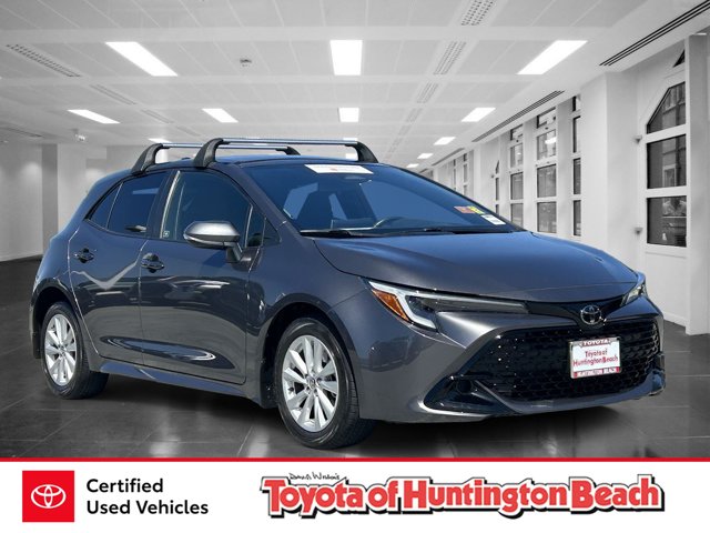 2025 Toyota Corolla Hatchback SE