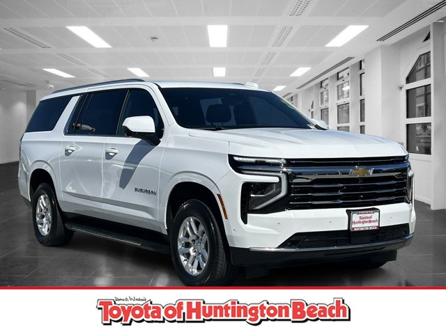 2026 Chevrolet Suburban LT