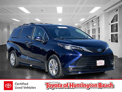 2025 Toyota Sienna XLE